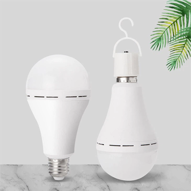 Sijalica sa ugradjenom baterijom