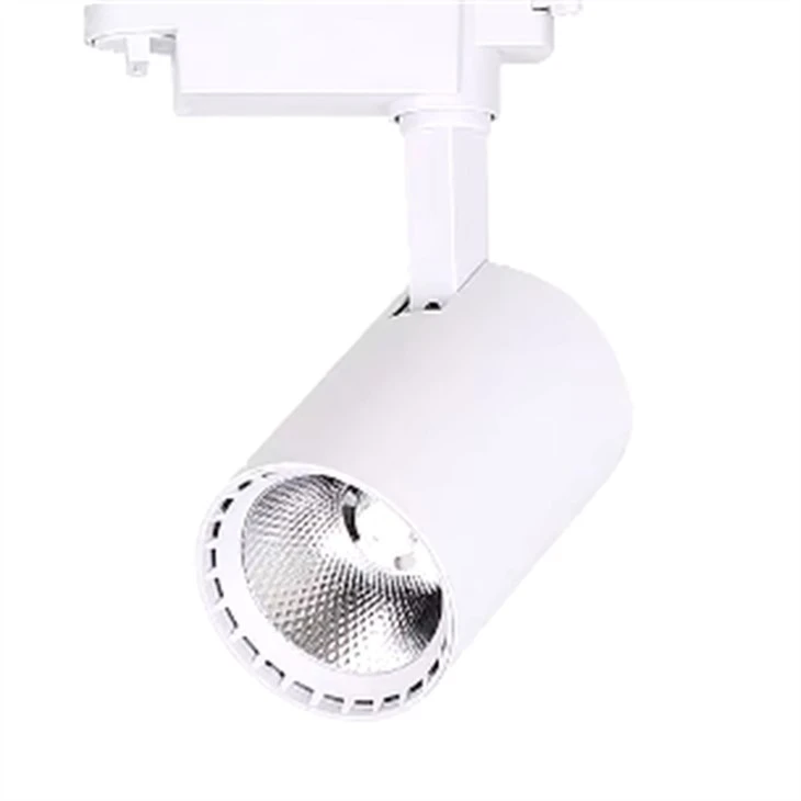 LED svjetla na stazi za radnju